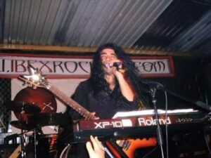 Arcadia en en Ibex, uno de los bares de metal que cerró por la inseguridad 