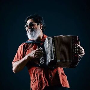 Celso Piña
