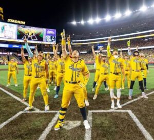 Los Savannah Bananas aterrizan en Monterrey.
